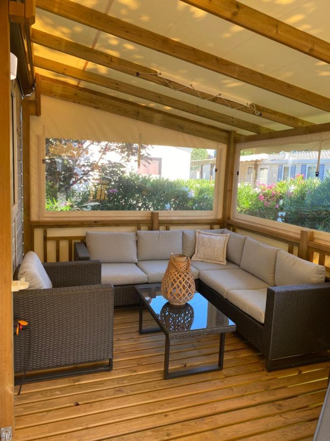 Mobil Home De Charme Fréjus Eksteriør bilde