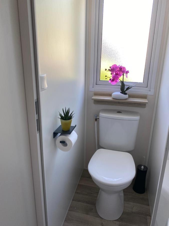 Mobil Home De Charme Fréjus Eksteriør bilde