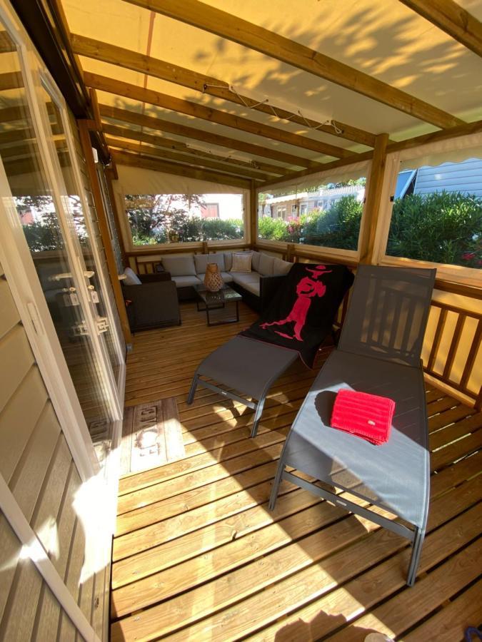 Mobil Home De Charme Fréjus Eksteriør bilde